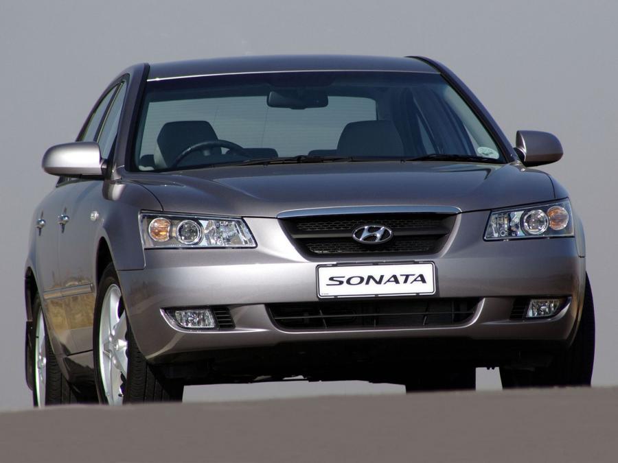  Hyundai Sonata 2005 года  (ZA) (фото 4 из 14)
